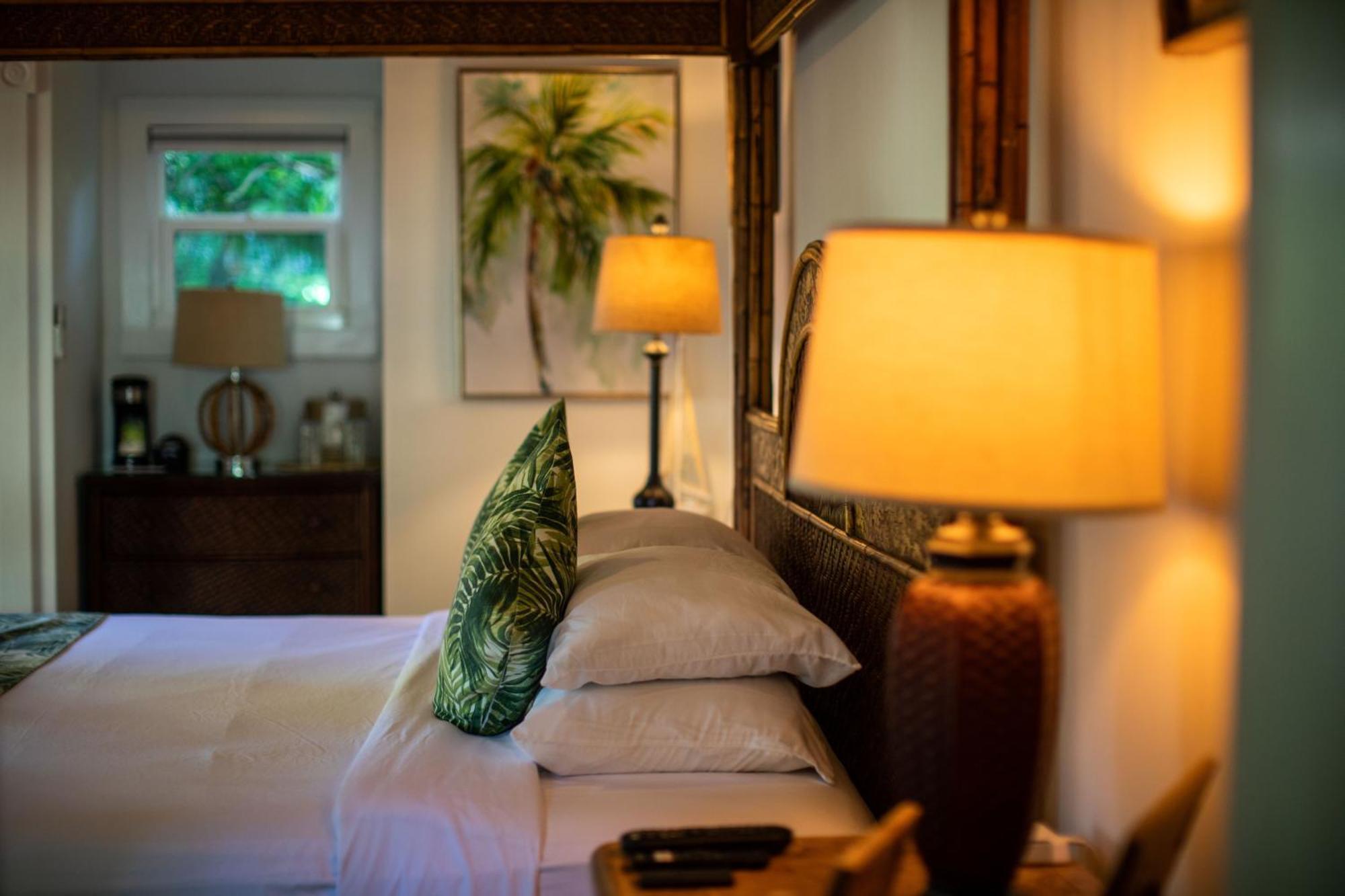 Andrews Inn & Garden Cottages คีย์เวสต์ ภายนอก รูปภาพ