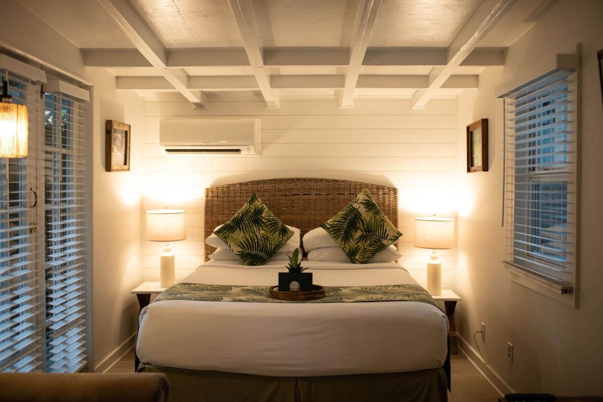 Andrews Inn & Garden Cottages คีย์เวสต์ ภายนอก รูปภาพ