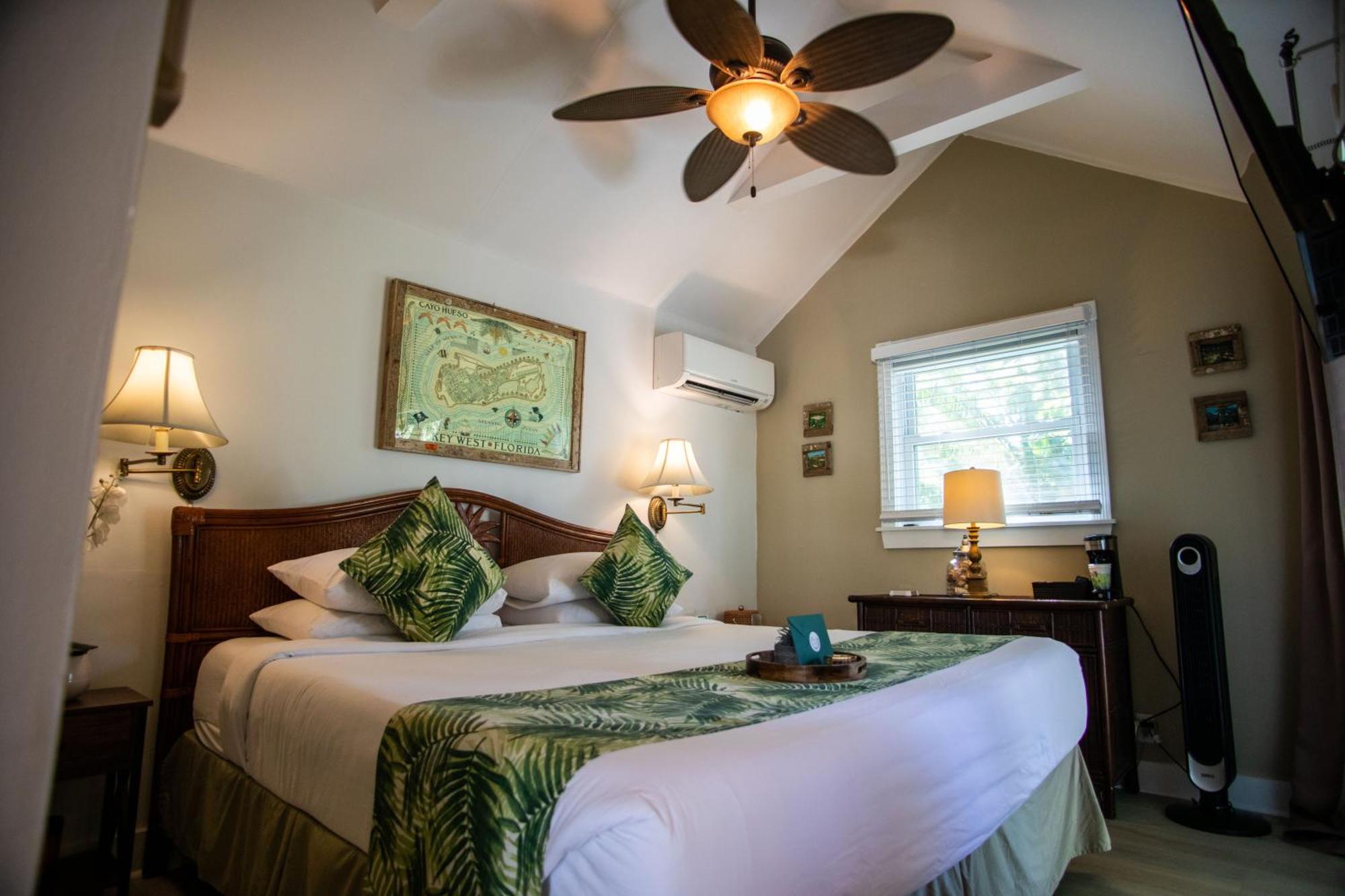 Andrews Inn & Garden Cottages คีย์เวสต์ ภายนอก รูปภาพ